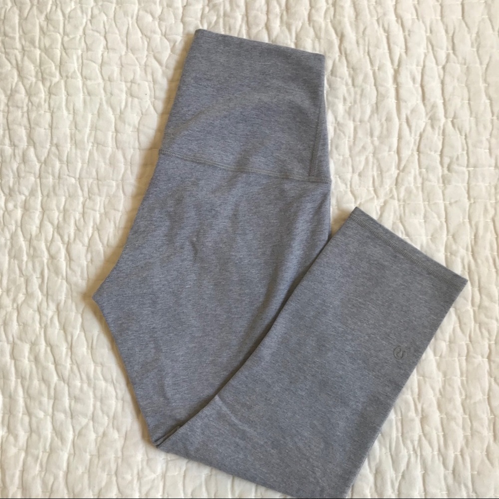 Lululemon Gently Used Women’s Wonder Under Legging